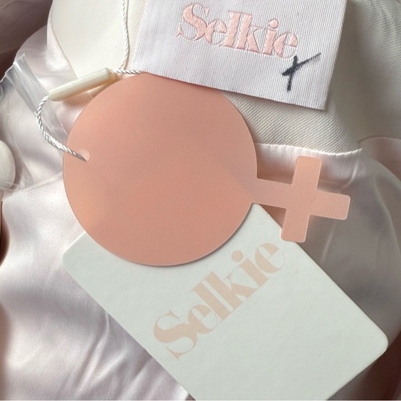 NWT SELKIE Strawberry Milk Ruffle Trim Collar Love Note Victorian Blazer XXS - Picture 11 of 14